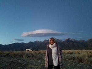 CE5-in-Crestone-CO-with-Paola-Harris-cloud-formations